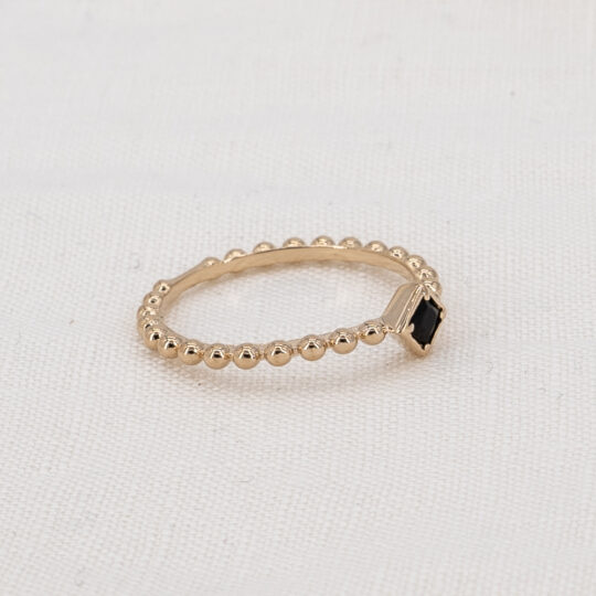 Bague-Anastasia-Noir-2