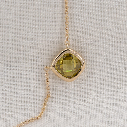 Collier-Hassna-Olive-1